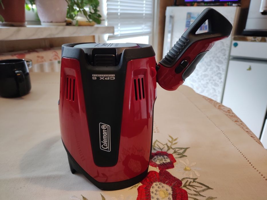 Прожектор -coleman