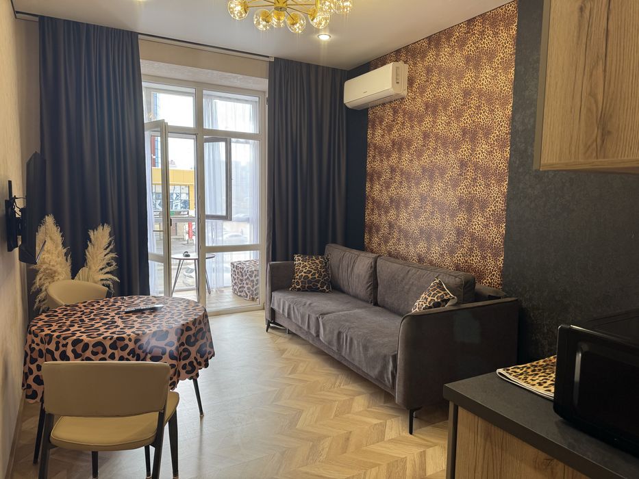 Сдаю 2 ком квартиру