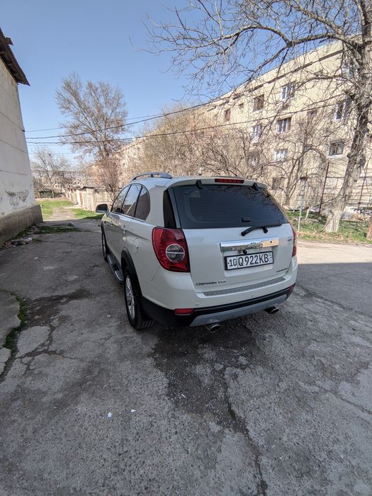 Chevrolet Captiva LUX 2011 3.0L