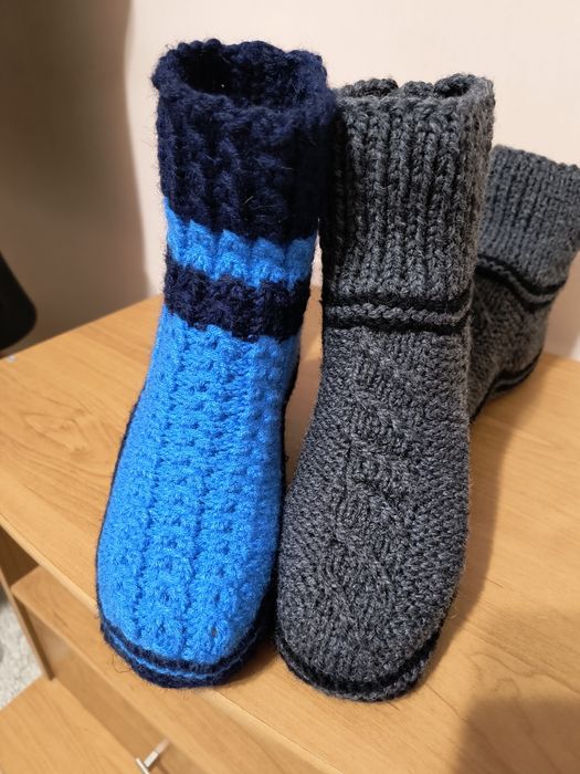 Мъжки и дамски безшевни ръчно изработени терлици