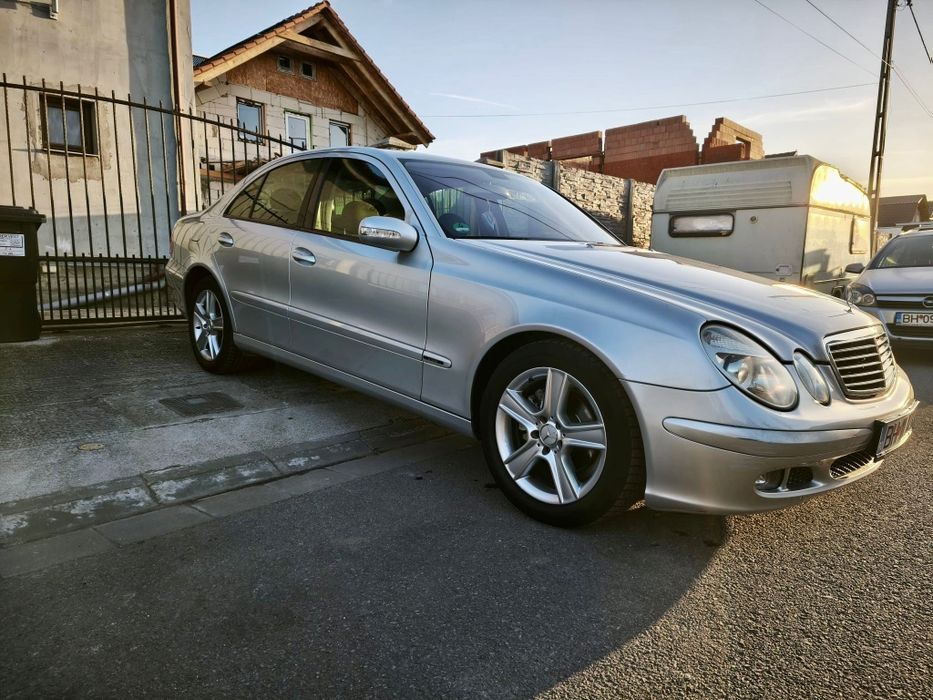 Mercedes W211 E class