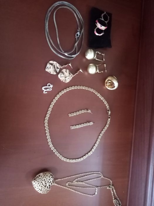 Бижутерия хорошего качества, комплекты