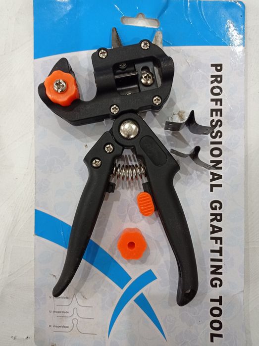 Секатор прививочный