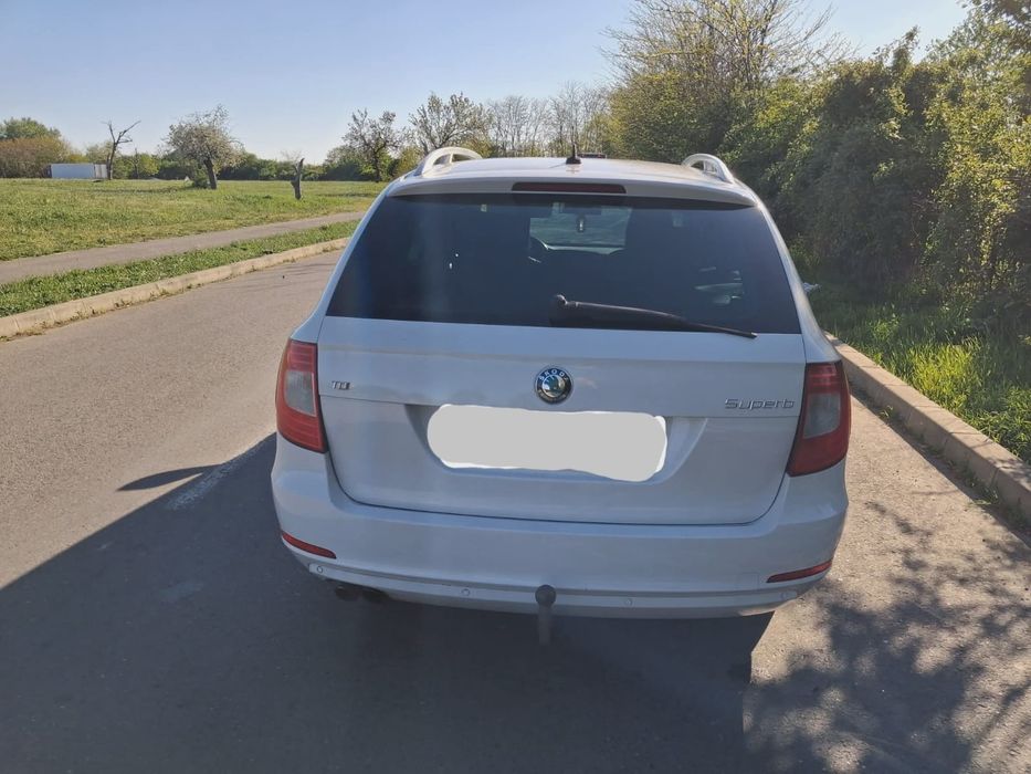 Vând Skoda Superb