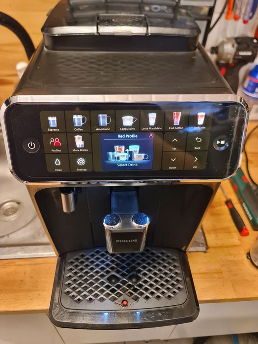 Espressor Philips 5500 reconditionat, ca nou, cana lapte latte go