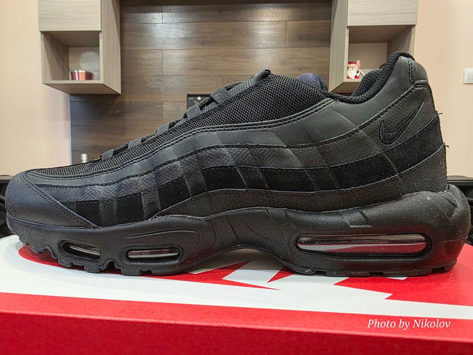 Маратонки NIKE AIR MAX 95 ESSENTIAL 2 Чифта