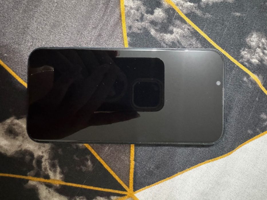 Айфон 13 с катигорией