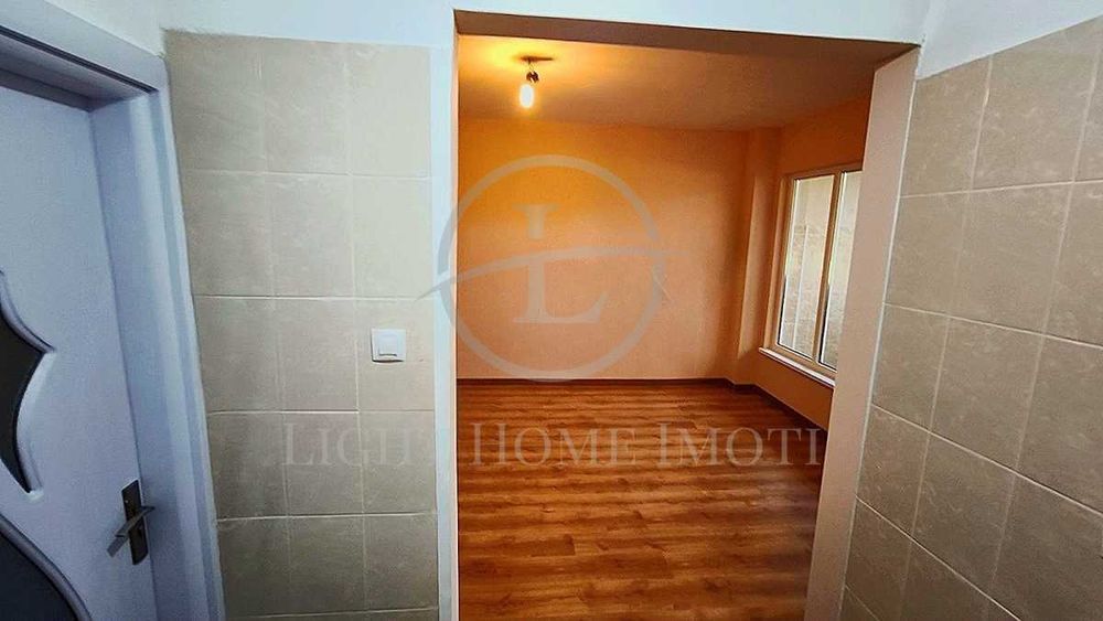 Продава се Двустаен апартамент в Пловдив, Тракия - 50 кв.м за 2240 €/кв.м - Снимка #7