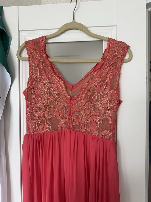 Вечернее платье для мероприятий