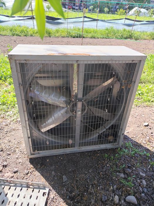 Veltilatr 1*1  380v