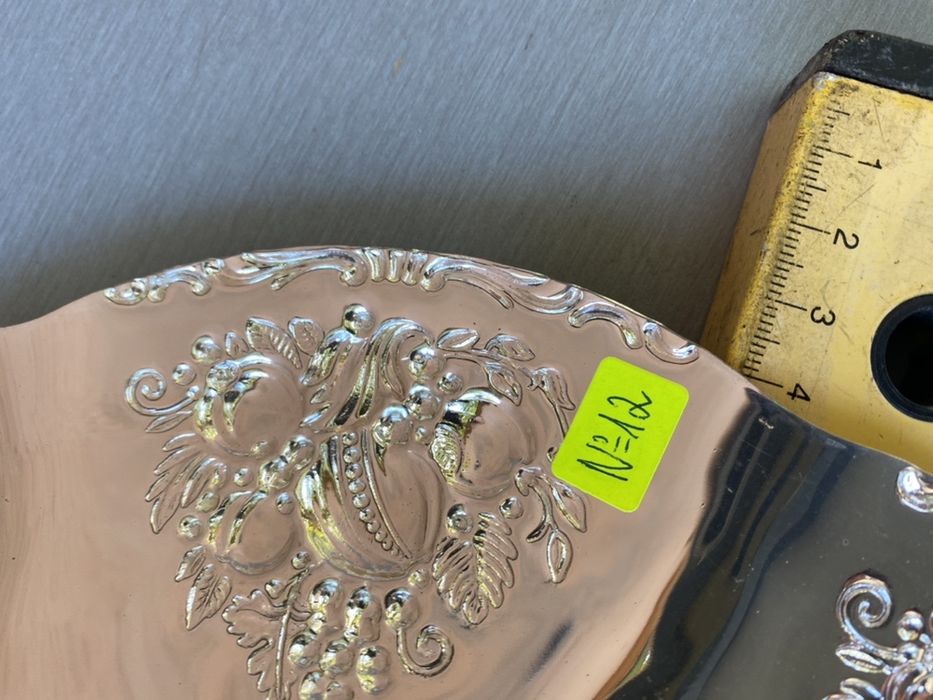 Посребрена фруктиера