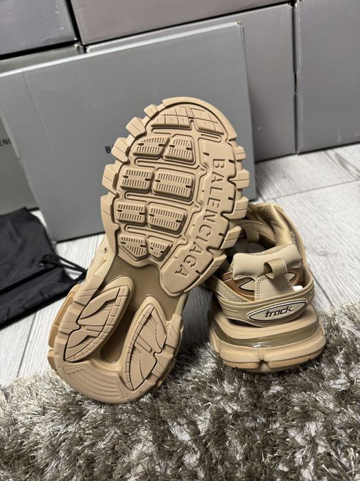 Balenciaga Track - 40