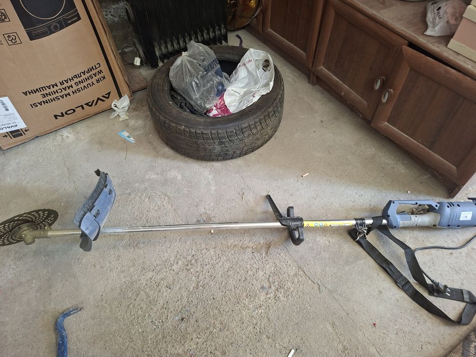 Триммер  Brush cutter