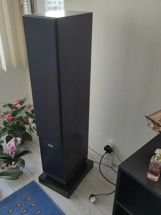 Dynaudio contour 3.3