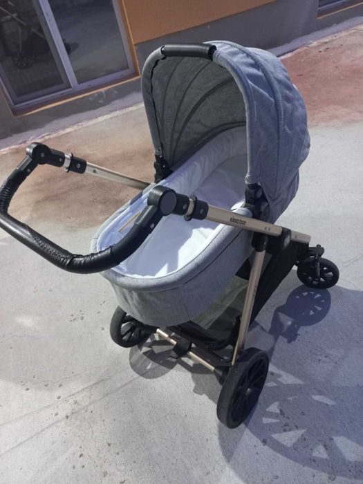 Продавам количка