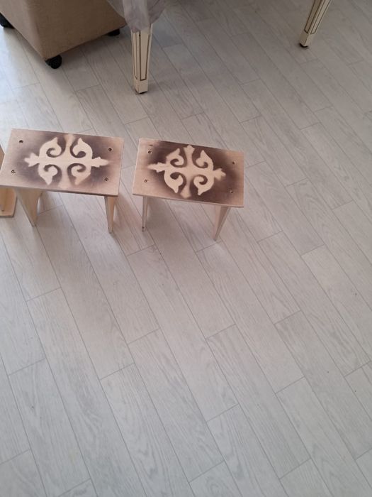 Продам казахские  столы и стулья