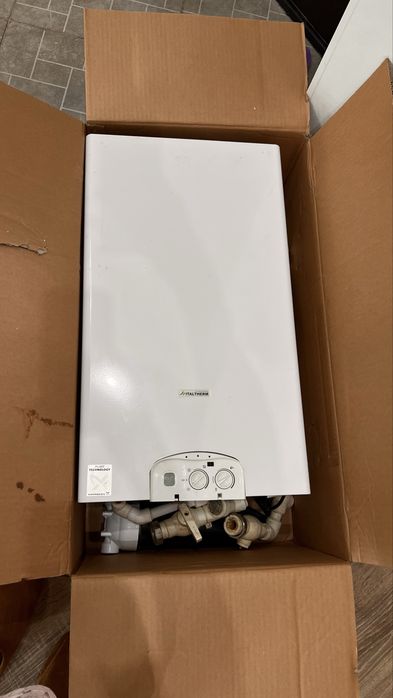 Продам газовый котёл ITALTHERM
