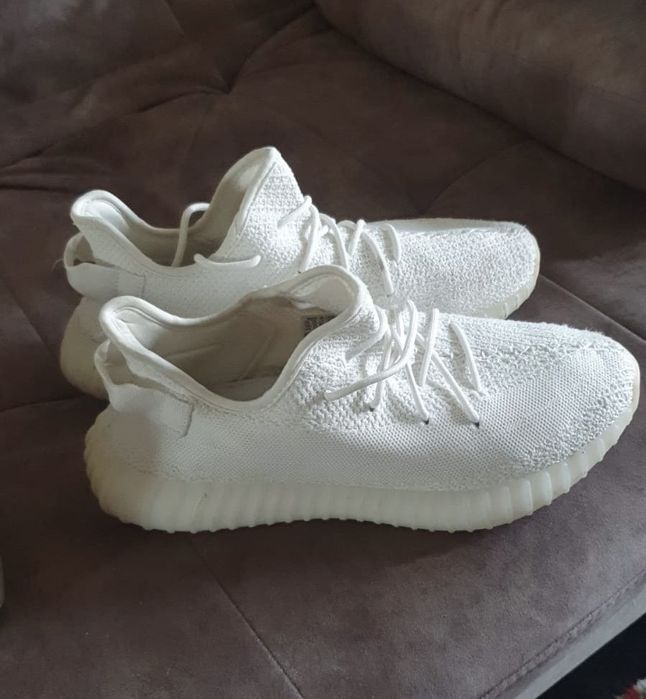 Продаю кроссовки