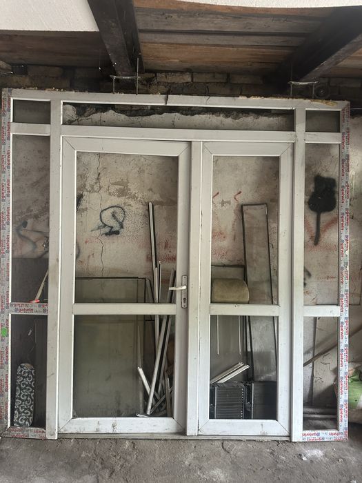 Продам входная группа пластиковая