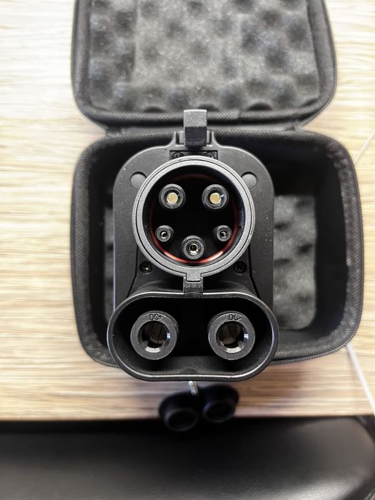 Продаю переходник для электромобилей Ccs combo2 на Ccs combo1