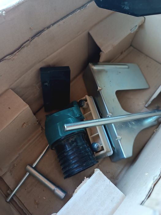 Ренде за дърво електрическо Макита