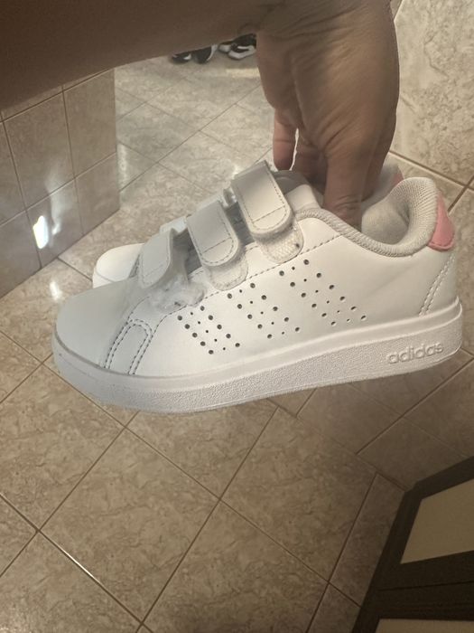 Adidasi adidas marime 28