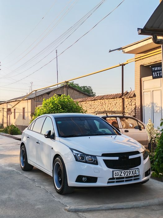Продам Chevrolet Cruze 1.8L Ideal sostoyanie