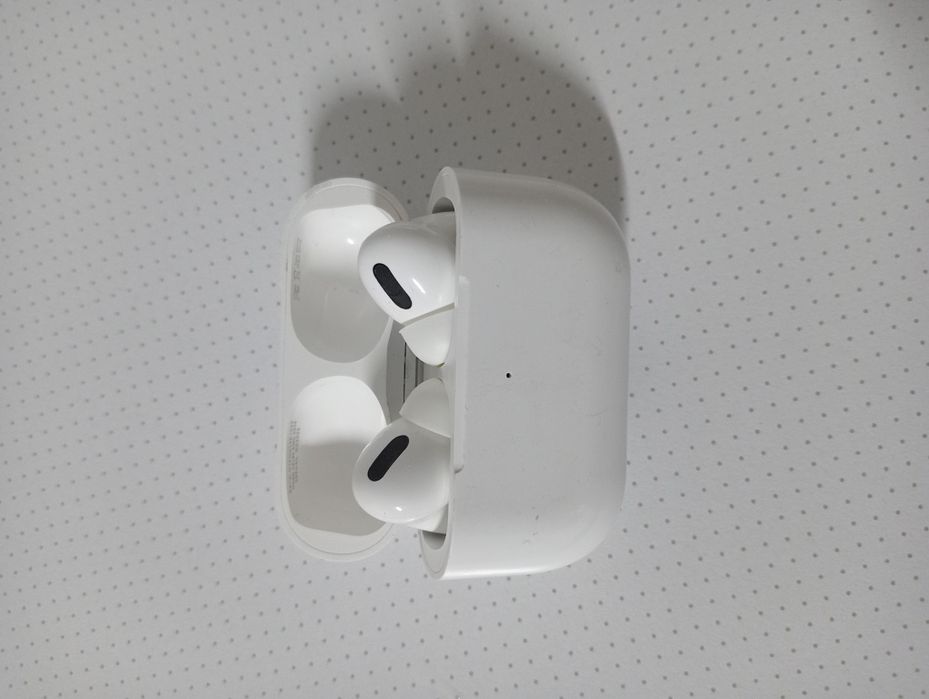 Наушник airpods 17
