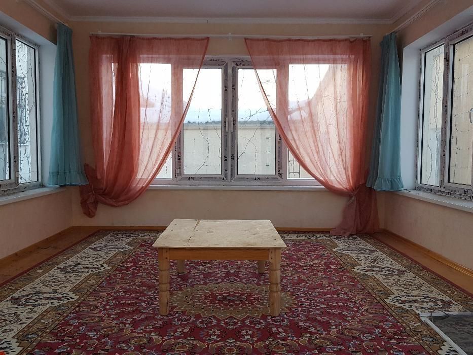 Просторный дом со всеми условиями.