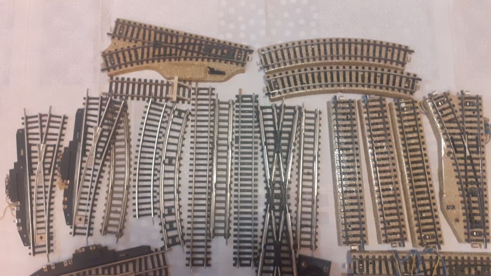 Sine linii macaze intersecții trenulet electric scara HO