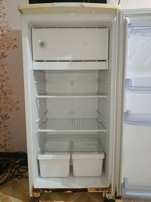 Холодильник сатылады