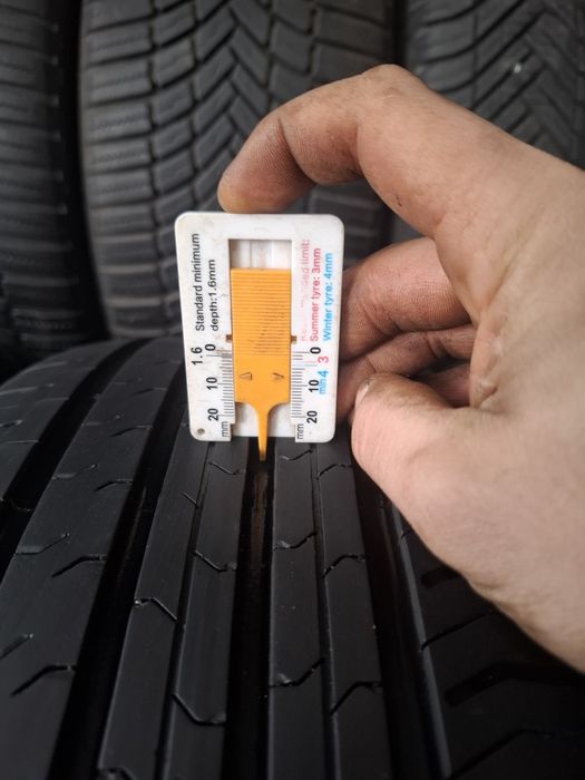 4 Летни гуми Континентал 215/60/17 ДОТ23 7мм