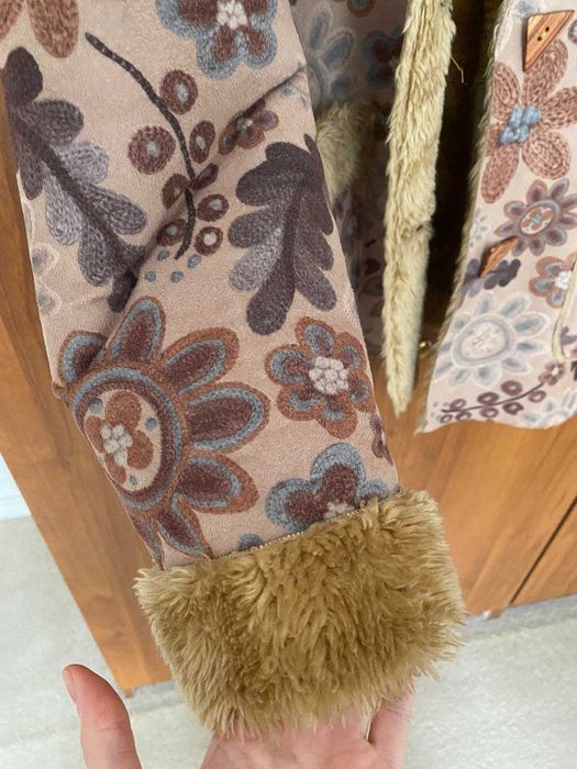 Седемдесетарско винтидж късо палто