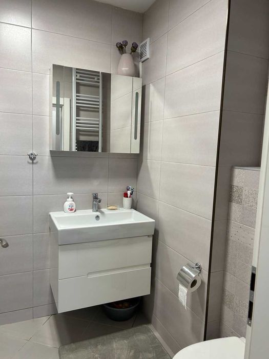 Дава се под наем Тристаен апартамент в София, Зона Б-19 - 90 кв.м за 325 € - Снимка #12