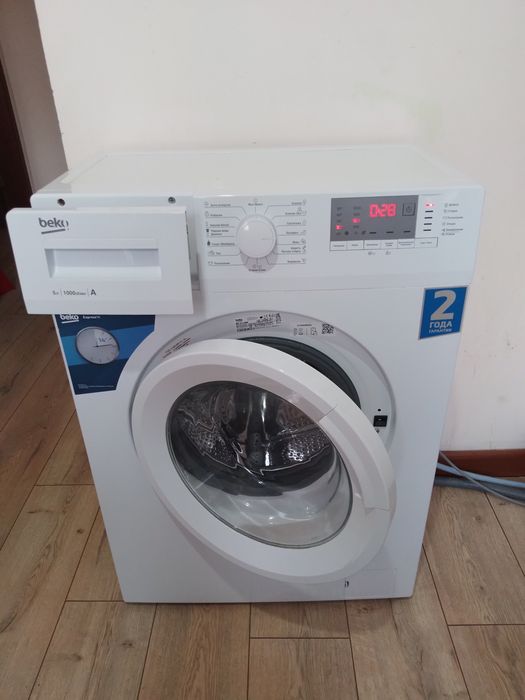 Стиральная машина Beko WRS5512BWW