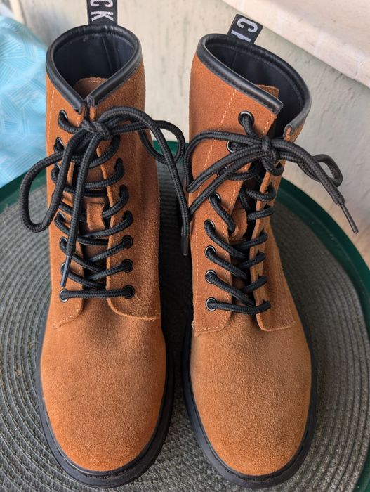 Дамски ботуши / чисто нови! 39 номер