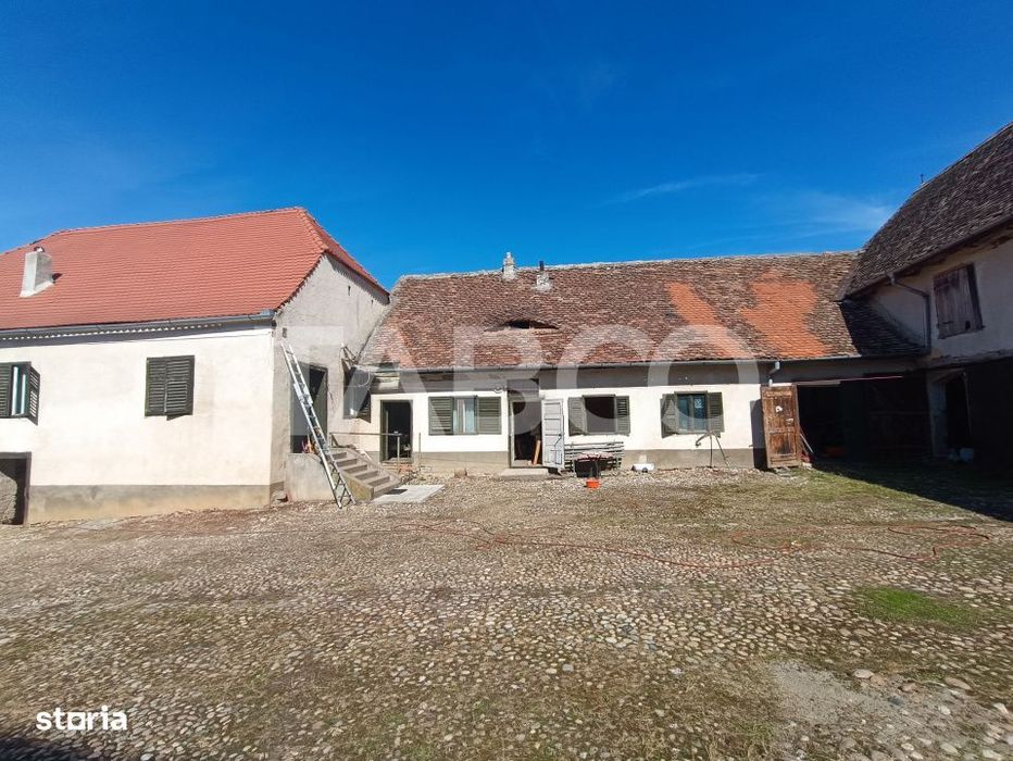 Casa saseasca plina de istorie de vanzare in satul Nou judetul Sibiu