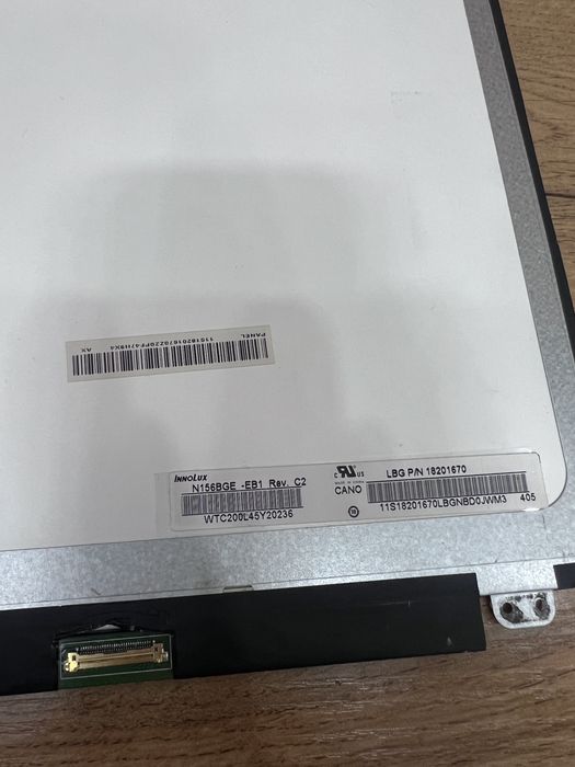Продам матрицу slim 15.6 30pin