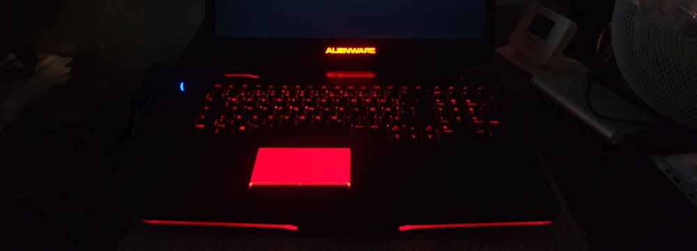 Alienware 17 Gaming i7-32gb ram--ssd+hdd