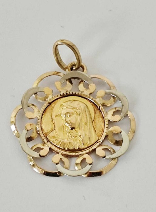 Pandantiv - Maica  aur 18k  2.71 Gr (AG35 B 34714.6) Garantie 2 ani !