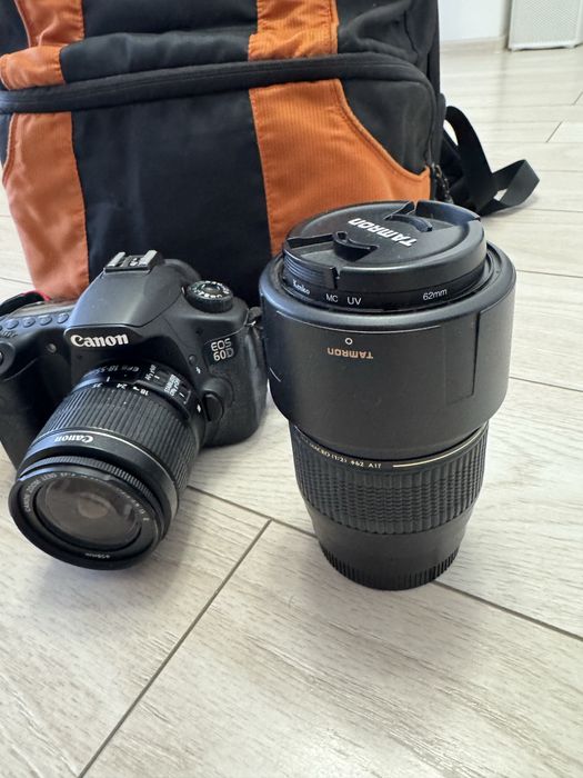 Canon 60D + rucsac Lowepro