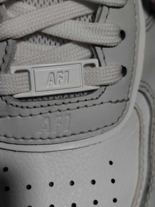 NIKE AF1 adidași damă, mărimea 38, interior talpă 24 cm.
