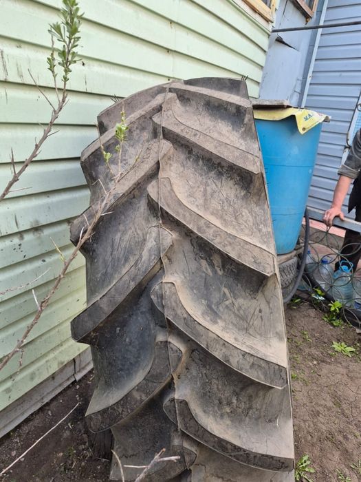 шина б/у в отличном состоянии