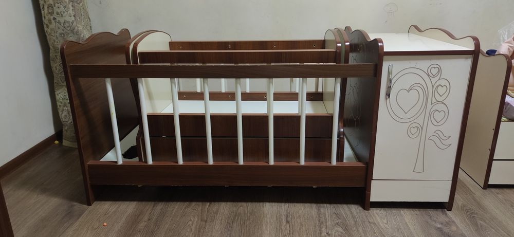 Mebel yosh bollarniki