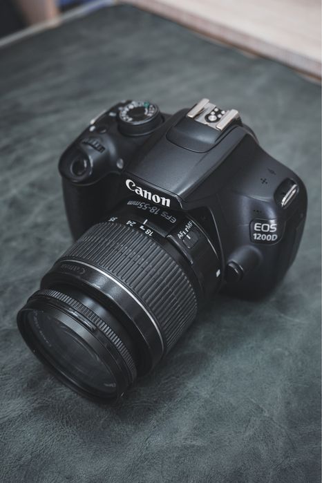 Фотоаппарат Canon EOS 1200D 256GB