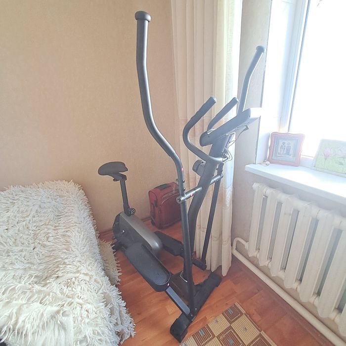 Эллиптический тренажёр