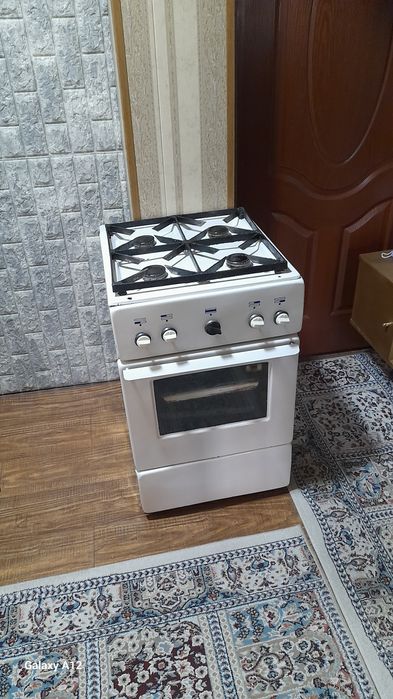 Газовая плита,в отличном состоянии.