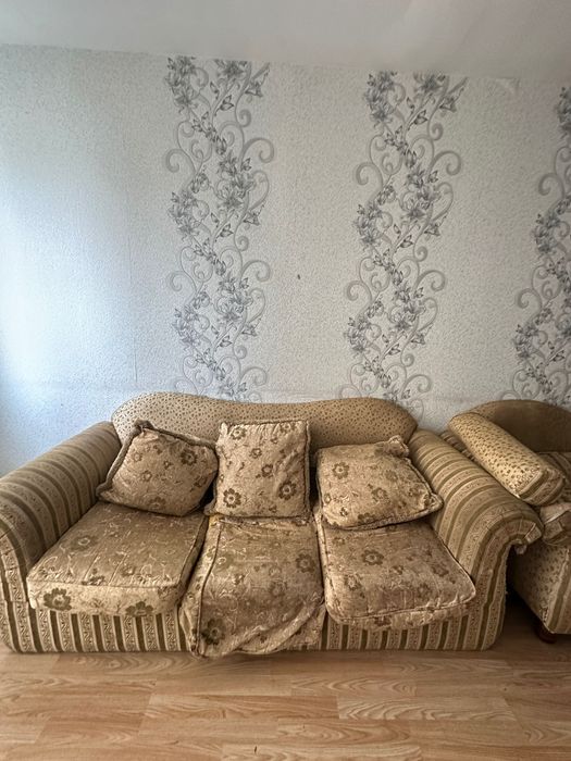 2 дивана и 1 кресло