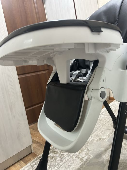 Детский столик для кормления