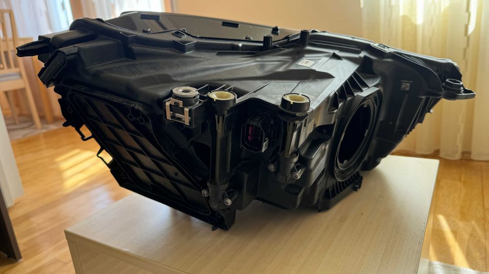 Оригинални LED фарове/фар за Ауди Audi Q3 2019+